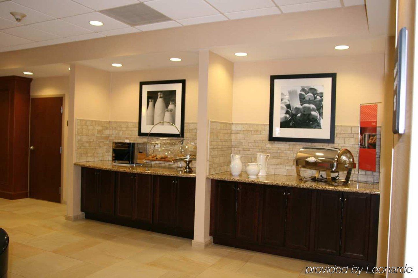 Hampton Inn Watertown Interiér fotografie